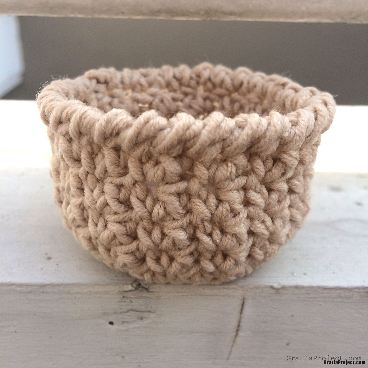 mini-basket-crochet-pattern