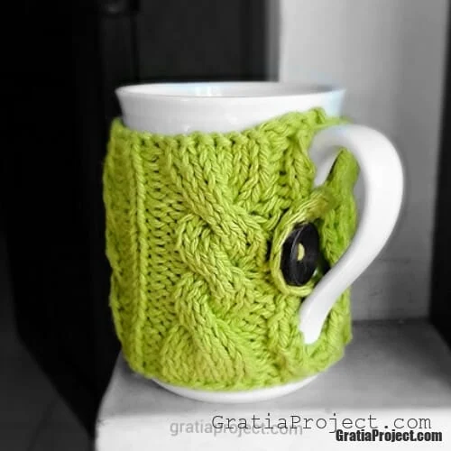 knitted mug cozy cable pattern