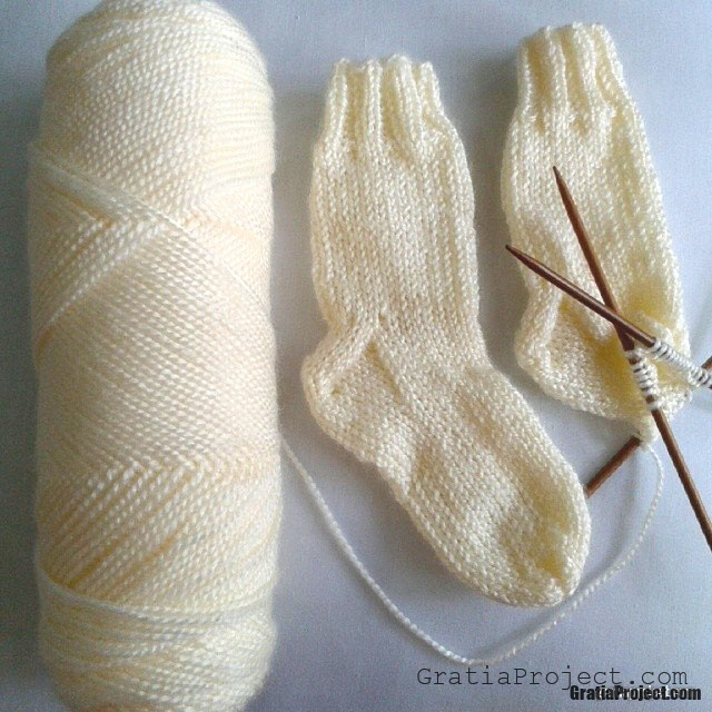 baby sock knitting pattern