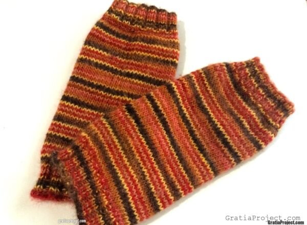 self-striping-legwarmer-knitting-pattern
