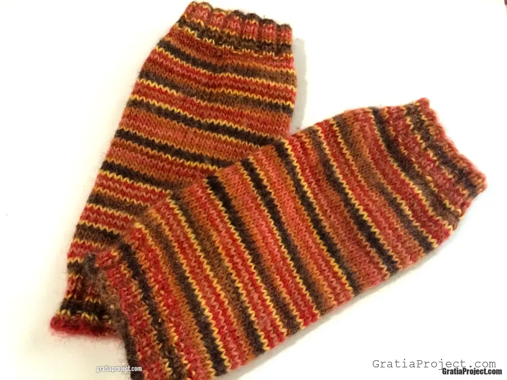 Self-striping Leg Warmer Knitting Pattern