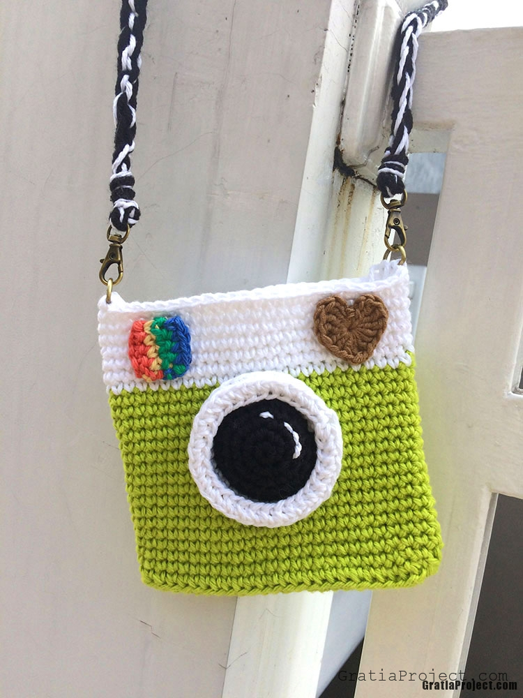 camera-bag-crochet-pattern