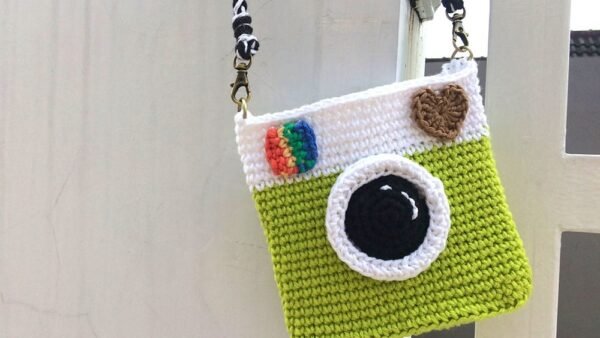 camera-bag-crochet-video-tutorial
