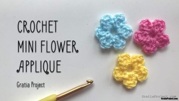 crochet mini flower applique