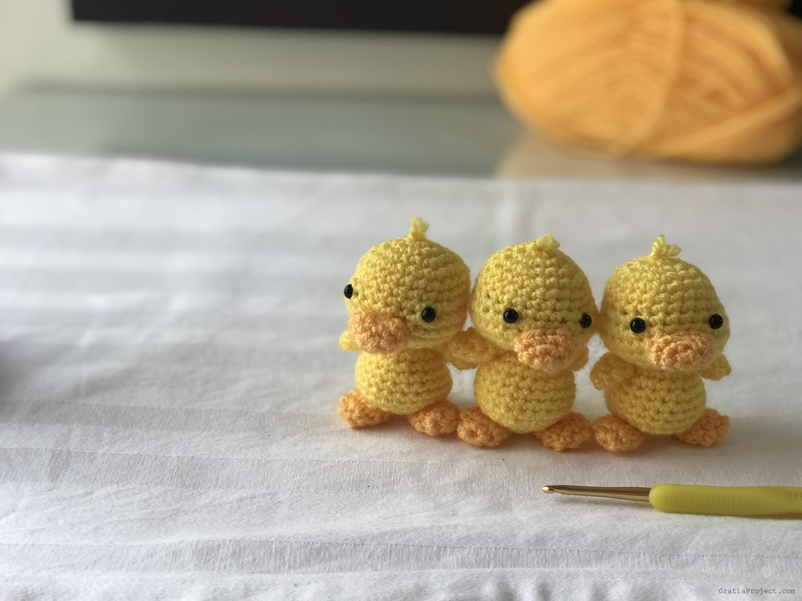 mini duck amigurumi crochet pattern