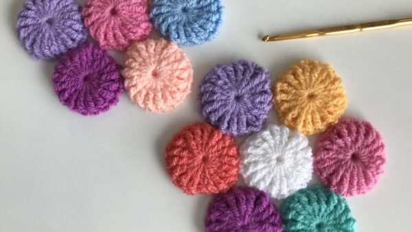 crochet-pattern-yo-yo-puff-macaroon
