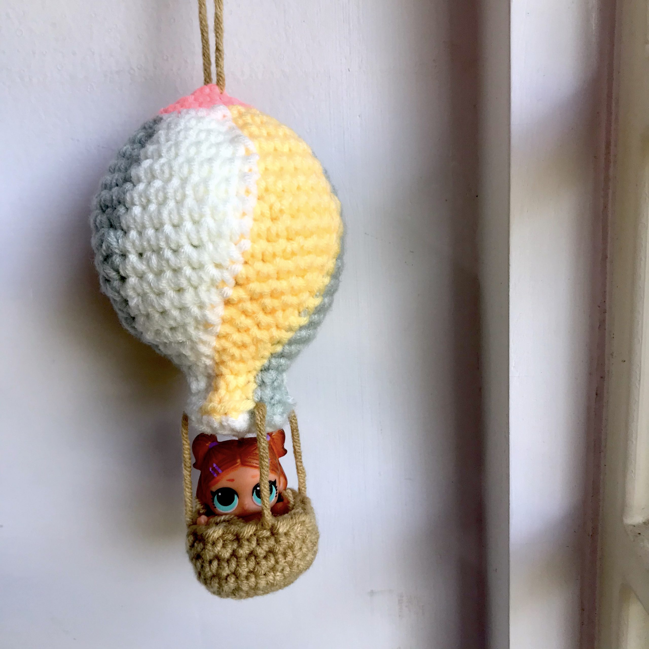 hot-air-balloon-crochet-tutorial-free