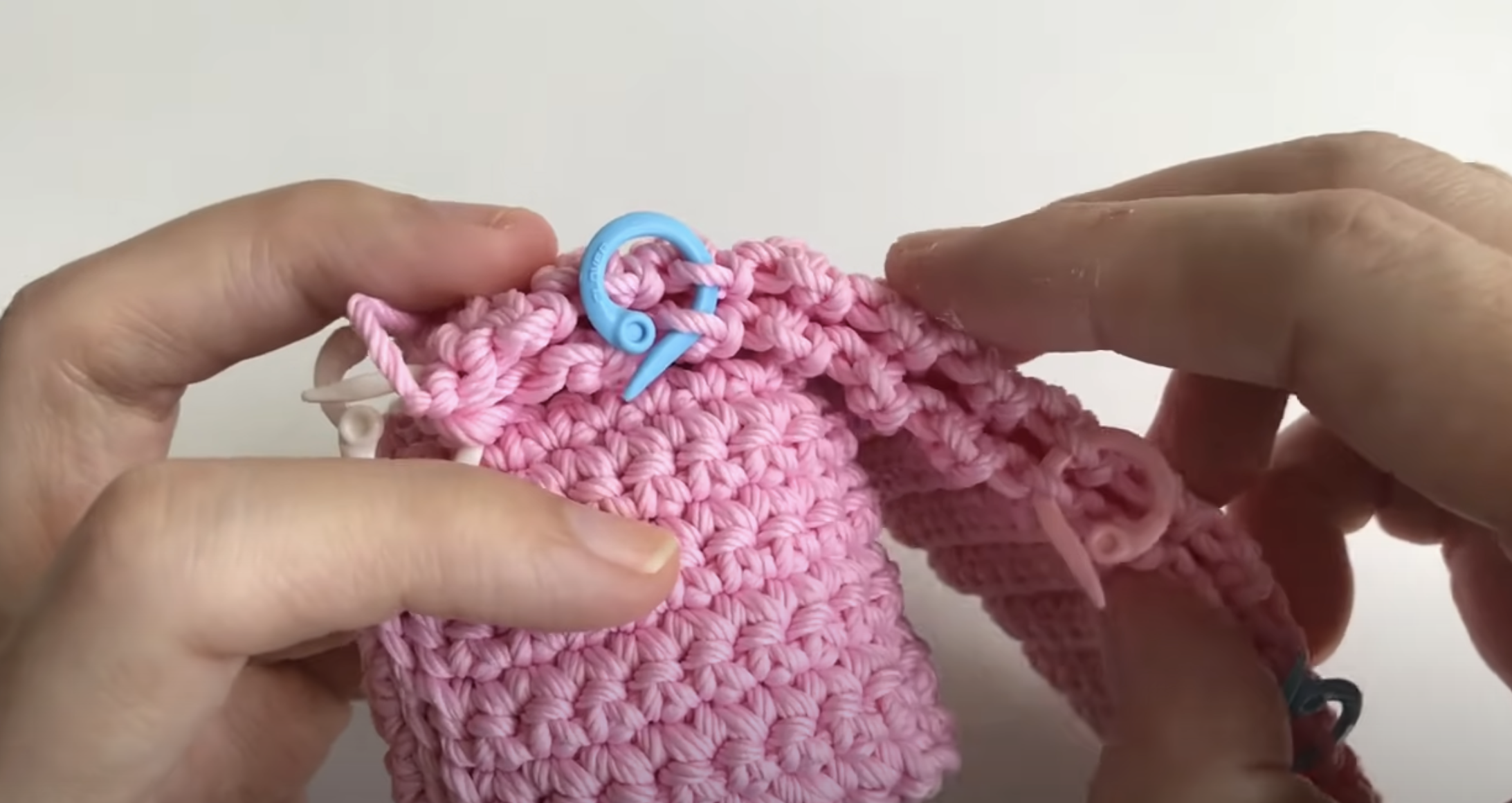 making-couch-crochet-amigurumi