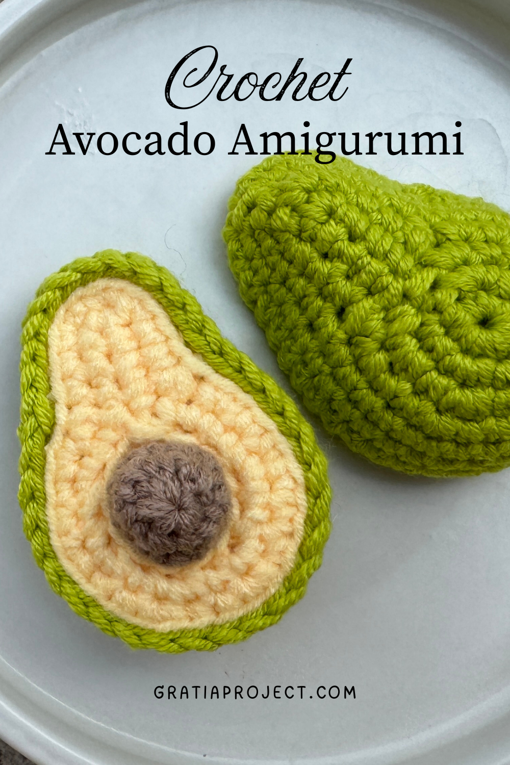 crochet-avocado-amigurumi